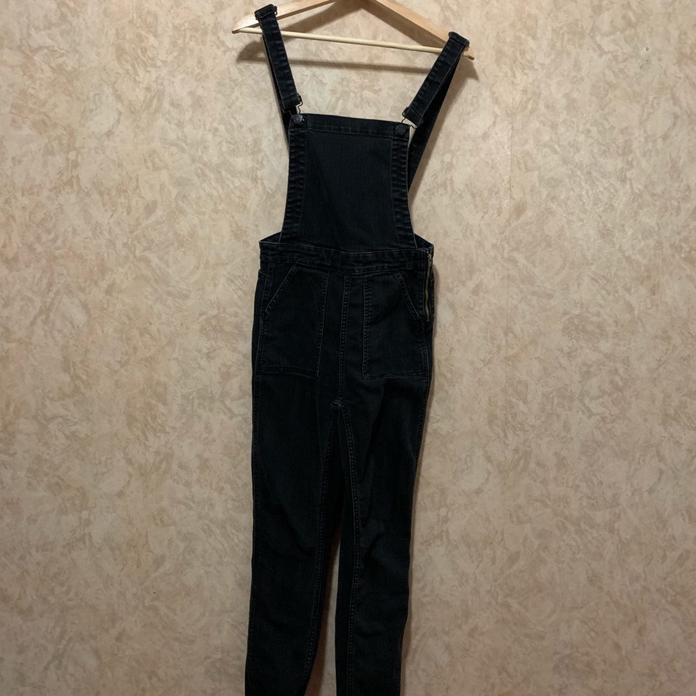 Madewell Skinny Overalls in Lunar Wash Size S